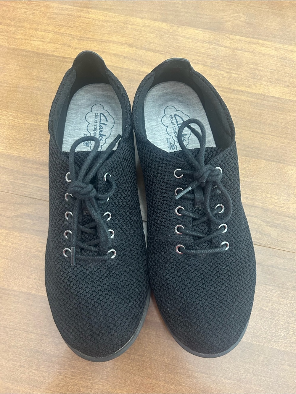Clarks Women’s Black Knit Lace-Up Sneakers